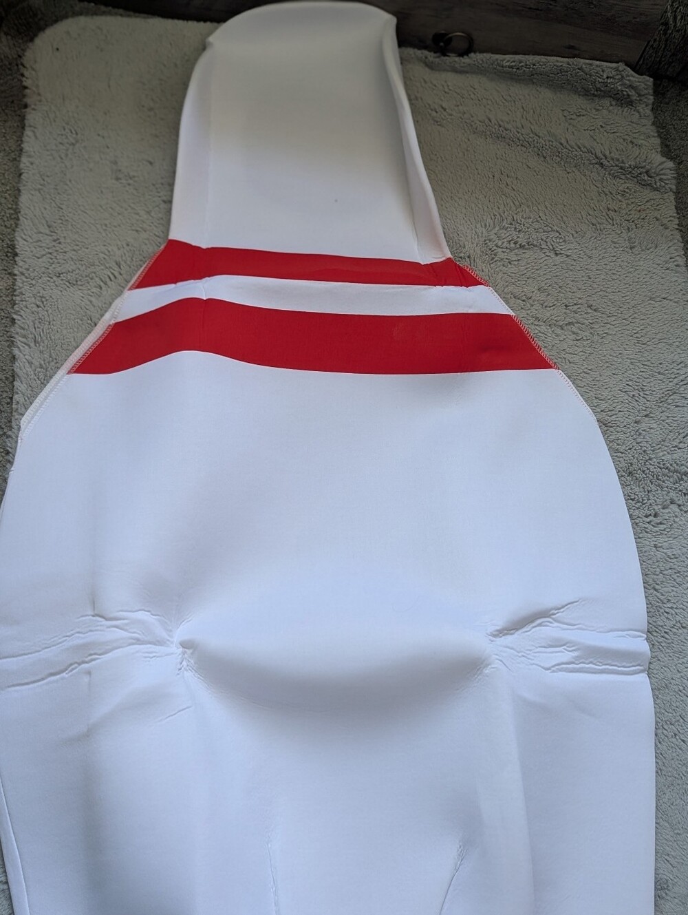 Hauntlook Bowling Pin Halloween Costume Adult | One Size (OS) NWOT - Picture 4 of 4